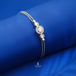 Middle Diamond Bracelet