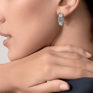Emerald Cut Diamond Earring